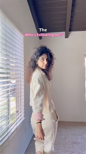 Effortless pose ideas for the girls!✨📸 #posing #posingtips #posingideas #pose #girls