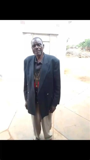 Apostle HN Masekani (@humphreybaloyi0)’s videos with As'phelelanga (feat. Jessica Mbangeni) - Vusi Nova