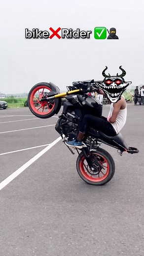 Follow more🙏 . . . . . . . . . #viralvideos #bike #bikelife #wheelie #zx10r #viral #mt15 #bikersquotes #viralreels #bikepacking #viralvideos #mt #r15v4 #viral #mt15lovers #bikelove #Murshidabad #bike #riding #viralreels | Marjel Rider