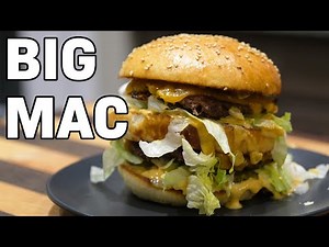 Cooking with Carby: How to make a BIG MAC at home!