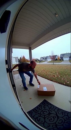 AMAZON PACKAGE EXPLODES ! #dallasvideographer