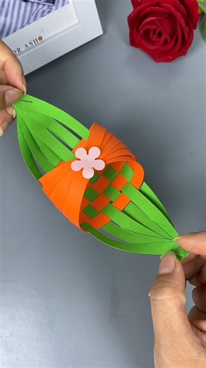 Paper-woven black-sailed boat | Art, Crafts and Journals