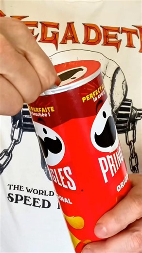 Stop Eating Pringles Wrong 🍫🛑