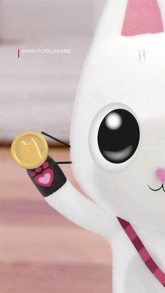 Pandy's wish for pickle pie saves the day! 🥒🥧 Gabby's Dollhouse is now playing on Netflix!