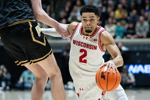What channel is Wisconsin vs Washington on today? Time, TV, odds