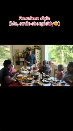 American vs Nigerian way of celebrating birthdays - American birthdays: cake, candles, presents🎂🎁. Nigerian birthdays: a big feast of local food like amala and ewedu, with lots of meat, drinks and an all-night Afrobeat dance party🕺🏿💃🏿😋#BirthdayCelebrations#cultureclash #fyp@MJbantz @T’s Buka