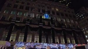 Saks Fifth Avenue Holiday Light Show 2021 & Saks Fifth Avenue Windows 2021 ✨ @saks @thenycwalkingshow #newyorkcity #nyc #saksfifthavenue #saksfifthavenuewindows #saksfifthavenueholidaylightsshow | The NYC Walking Show