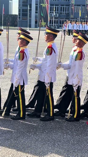 Perarakan Tamat Pengajian Batch VALOUS SPM 2025 di RMC