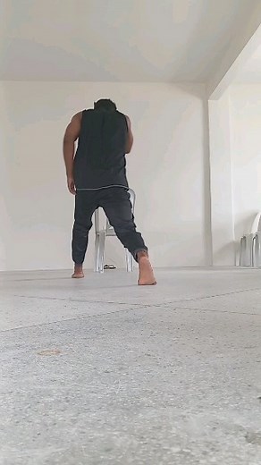 1.3K views · 453 reactions | Dar aula é diferente de treinar #capoeira @fabricio_rua6 @aritanagcb_vmb @tiziu.capoeira @professor_tripa | Carcará Gcb | Facebook