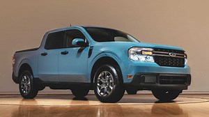 10K views · 265 reactions | Join MotorTrend's Christian Seabaugh for a First Look at the 2022 Ford Maverick, a brand new compact pickup that promises great fuel economy and hefty payload for its size. Get the full story right here ➡️ https://bit.ly/3iqcaSw | MotorTrend | Facebook
