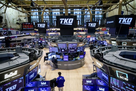 Bitcoin Ends Week in a Slump