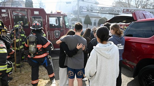 Syosset house fire leaves at least 8 homeless, fire officials say