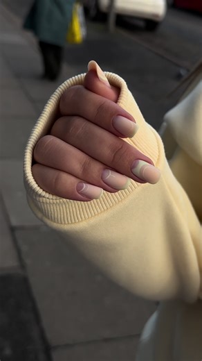 Mint-Lime Short Nails: A Minimalist Trend