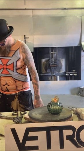 Fall in love with our stunning glass pumpkins! 🎃 Each one-of-a-kind masterpiece is handcrafted by expert glass artisans, shaping molten glass into vibrant shapes and colors. There’s a perfect piece for every style! Visit Vetro's Gallery: Tue–Sat, 10am–6pm. Live glassblowing! 🌐 vetroartglass.com #glassblowing #funactivity #uniquegifts #gifts #grapevinetx #glassgifts #holidaygifts #christmasgifts #artglass #handblownglass #destinationgrapevine #giftgivingideas @grapevinechamber @visitgrapevine @