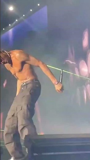 Travis Scott - SICKO MODE ft. Drake Live #travisscott #drake #rollingloud #hiphop #rap