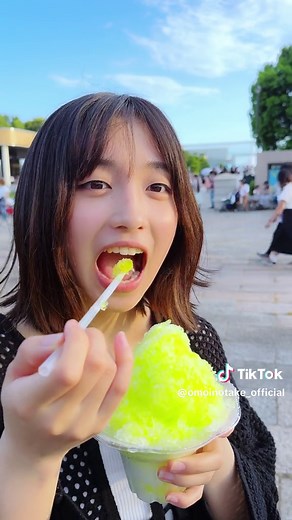 「幾億光年」夏の思い出キャンペーンスタート🌻 今年の夏の思い出を振り返るスペシャルMV制作キャンペーンの実施が決定！ 夏の思い出の動画に「幾億光年」を使用し、ハッシュタグ【 #夏の日のカレンダー】を付けてInstagramリールやTikTokに投稿してください！ 皆様の投稿をまとめたスペシャルMVを後日制作し、Omoinotakeの公式SNSにて公開します！ CAST : @沢田京海(トメィトゥ) @田口 音羽 👶🏻 @Chinatsu Murayama