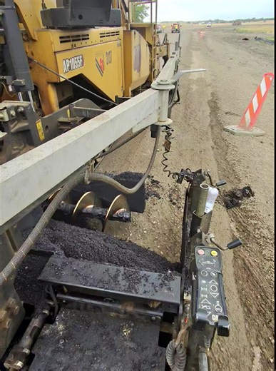 ASMR Truck Driver Experience: Relaxing Sounds and Sights