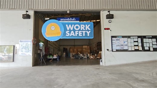 🌱🦺 SAFETY & GREEN DAY 2025 🦺🌱 อีกหนึ่งวันดี ๆ ที่เต็มไปด้วยรอยยิ้ม เสียงหัวเราะ และพลังบวกจากพนักงานทุกคน ในกิจกรรม SAFETY & GREEN DAY 2025 ซึ่ง GRAMMY & EASY LAB ตั้งใจจัดขึ้น เพื่อปลูกฝังการตระหนักรู้เรื่อง ความปลอดภัยในการทำงาน ควบคู่ไปกับการดูแล สิ่งแวดล้อมในสถานที่ทำงานอย่างยั่งยืน ภายในงานอัดแน่นด้วยกิจกรรมและบูธหลากหลายที่ทั้งให้ความรู้ เสริมความเข้าใจ และเติมความสุขให้การทำงานร่วมกันในทุก ๆ วัน เพราะเราเชื่อว่า… 👉 ความปลอดภัย คือรากฐานของคุณภาพงานที่ยั่งยืน 👉 สิ่งแวดล้อมที่ดี คือพล