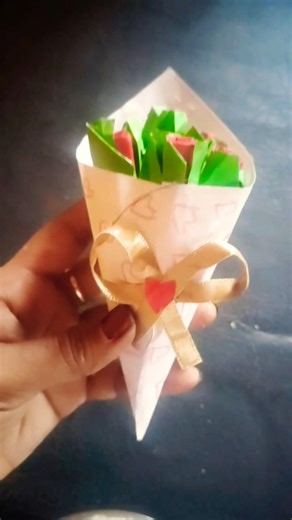 Paper Rose Mini Bouquet 🌹 | Easy Colour Paper Craft 💐✨ #shorts #papercraft #diy #easycraft #trending