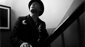 Rufus Wainwright Revisits Early Classics, Protests Trump at Brilliant New York Show