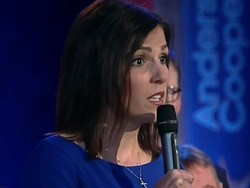 Chris Kyle's Widow Takes on Obama At Gun Control Town Hall: "I Have The Right To Protect Myself"