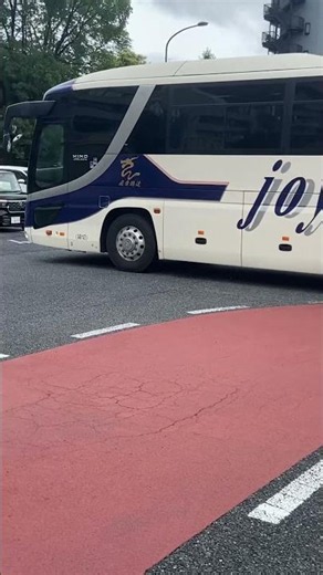 ジョイフル観光バスの日野セレガ