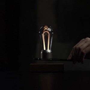 Wingardium Leviosa 💡 Pure levitation magic #thisisflyte #setthelightbulbfree | FLYTE