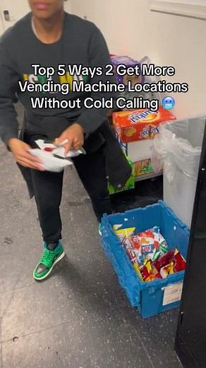 There so many ways to find vending machine locations, if you can name anymore drop it in the comments 👇 #vendingmachine #vendingmachinebusiness #passiveincome #vendinghack #vendingtips #vendinghack #entrepreneur #vending #vendingbusiness