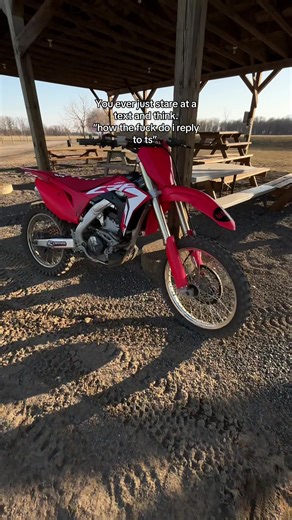 How to Respond to Confusing Text Messages