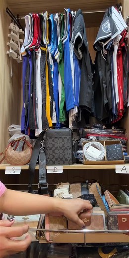 Best Medium Size Wallet for Everyday Use