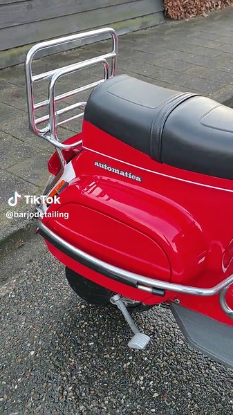 Vespa PK50 XL Restauratie en Polijsten