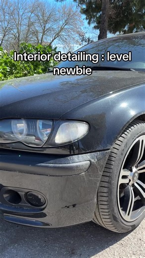 #interiordetailing #fyp #fyppp #bmw #dirtycar #cleaning #newbie #detailing
