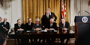 Lunar law loopholes: Space lawyers fret over outdated treaty on exploring final frontier