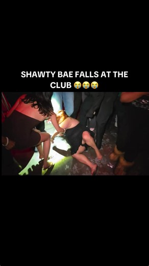 SHAWTY BAE FALLS AT CLUB😭🤣 #fyp #fypシ #shawtybae #viral #shawtybaeofficial @Shawty Bae 💖