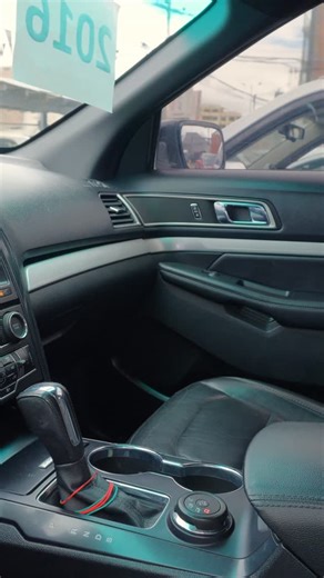 ProMotors on Instagram: "Potencia, espacio y estilo en un solo SUV. Este Ford Explorer 2016 es ideal para familias, viajes largos o para quienes buscan comodidad sin renunciar a la fuerza. Confort, tecnología y un manejo sólido que se siente desde el primer kilómetro. Tu próxima aventura empieza aquí. 🚗✨ #PromotorsEc #FordExplorer2016 #AutosEcuador #SUVLife #tunuevocarro"