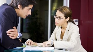 How do I choose the best travel agent?