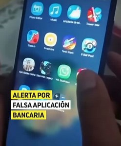 🔴 AHORA: Detectan aplicación falsa que imita al Banco Estado y muestra transferencias fraudulentas En redes sociales circula un video donde antisociales ofrecen la venta de una aplicación fraudulenta que simula ser del Banco Estado. La aplicación imita la interfaz oficial y muestra transferencias que en realidad son simulaciones falsas, generando un grave riesgo para quienes confían en este tipo de engaños. hacen un llamado a la comunidad: cuando recibas transferencias electrónicas de terceros,