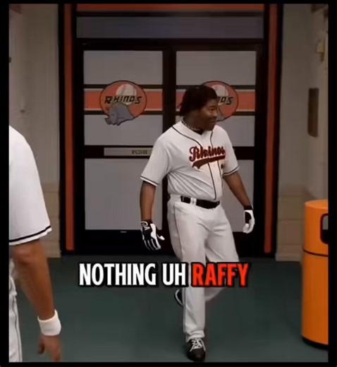 📺 SLAP ASS🎭 Keegan -Michael Key Jordan PeeleThis legendary sketch shows Rafi trying to explain his very serious locker-room problem... An uncontrollable addiction to slapping teammates ass while they are celebrating What starts as a joke quickly turns into one of the most chaotic and ridiculous comedybits ever.