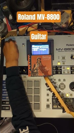 Beats on the Roland MV-8800 #roland #mv8800 #hiphopbeats #sampletypebeat #drummachine #beatmaker #88