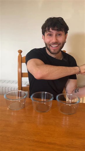 Travis Clarke on Instagram: "Raspberry Weetabix Bowls Save this recipe! 2 Weetabix 200g Greek Yogurt 0% 200g Frozen Raspberries (mashed up) 75m Milk of choice (i use semi skimmed) 7g Honey 3g Chia seeds 10g White Chocolate Chips Nutritional Info: Cals: 399 Protein: 31g Fats: 4g Carbs: 56g Add weetabix and mash up, add greek yogurt, and a final layer of mashed raspberries You can use fresh or frozen, if using frozen microwave for 30 seconds! Store in fridge or enjoy right away Follow @gymtrav for