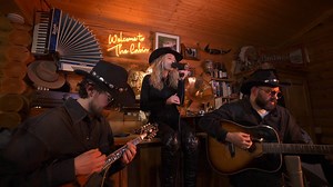 ever heard an instrument say yee haw? 👀 Full acoustic performance up on my YouTube channel! https://www.youtube.com/watch?v=b5tx2DJxHAU | Janet Devlin