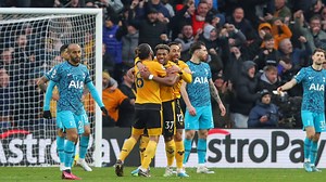 Später Traore-Treffer! Wolverhampton schockt Tottenham - Sky Sport Austria