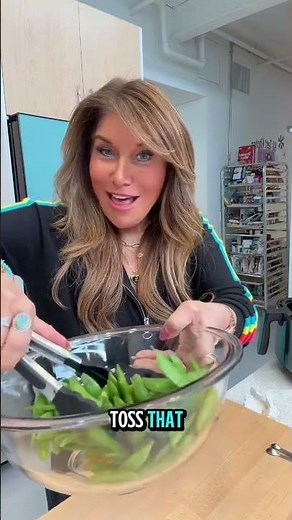 How to Make Hungry Girl’s Air-Fryer Snap Peas