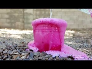 Easy Baking Soda and Vinegar Volcano