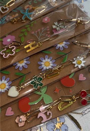 Cute DIY Acrylic Bookmarks with Charm Chains