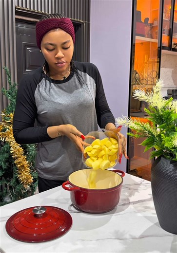 Easy Christmas Dinner Recipes to Cook With Family