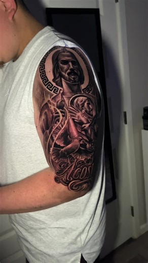 Luis Sampayo (@sampayostattoos)’s videos with Modelo V - Hermanos Espinoza