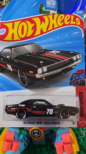 Thursday Throwback Edition!It was an instant ❤️ at 1️⃣ 👀 when I saw it in @BWDiecast C2T.💙 ‘69 Ford Torino Tallageda with cool Union 76 “Get The Spirit” livery 💙#Hotwheels #ホットウィール