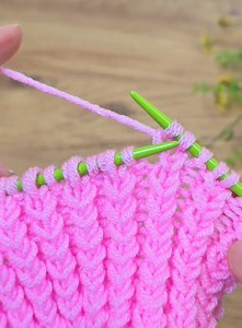 Hand Trendy on Reels