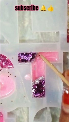 ✨ DIY Resin Keychain | Easy Resin Art Tutorial for Beginners ✨ #resin #resinart #1million#homemade